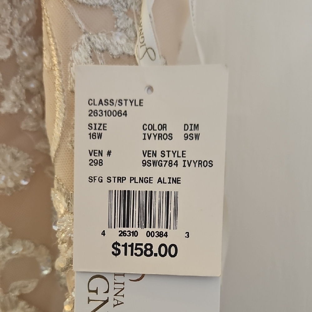 Galina Signature Elegant Beaded Plunging V  Wedding Dress Size 16W NWT - Picture 5 of 14